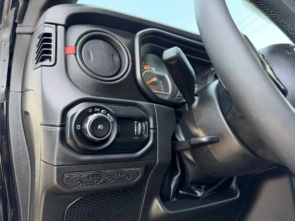 Certified Used 2025 Black Jeep Rubicon image 22