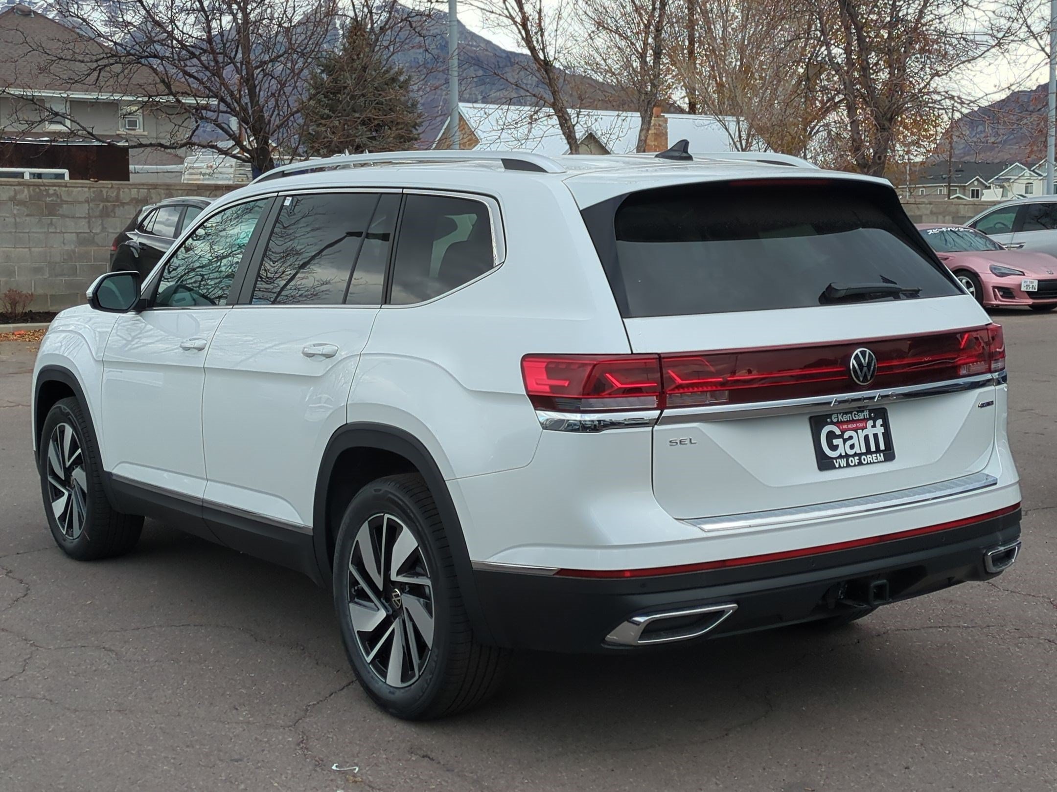 New 2026 Opal White Pearl Volkswagen 2.0T SEL image 5