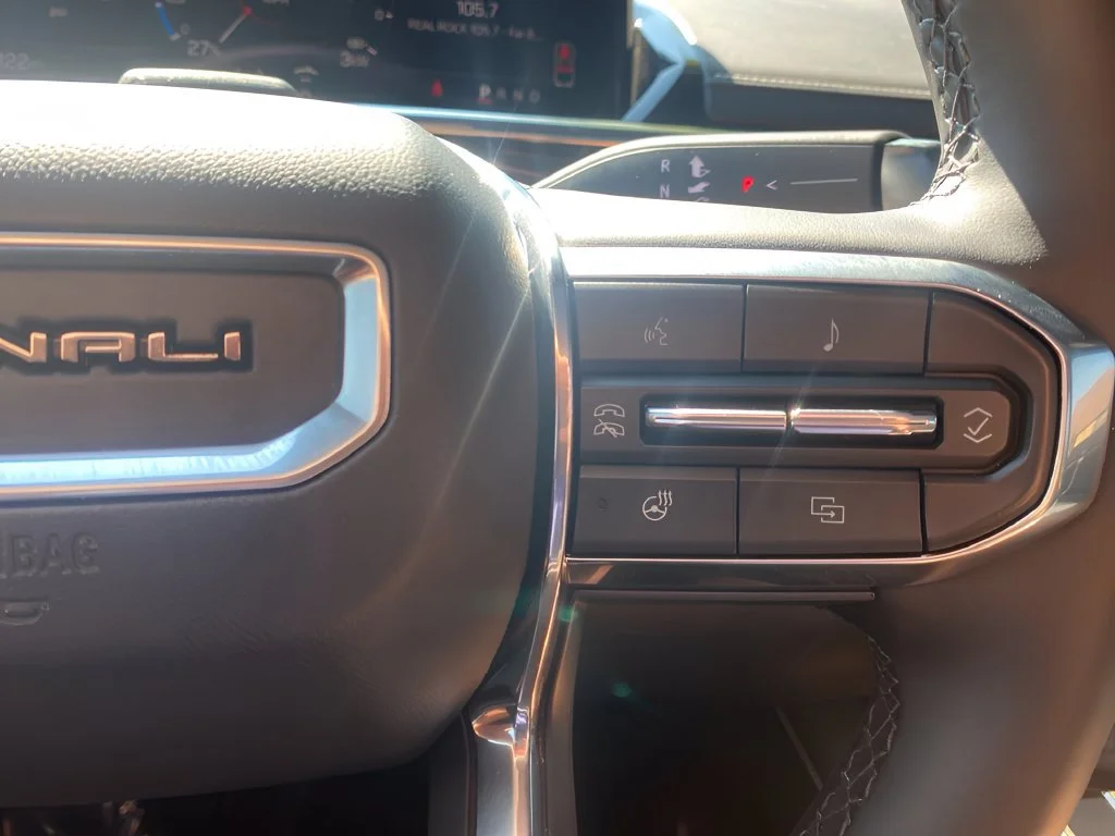 Used 2025 Onyx Black GMC Max Range Denali image 17