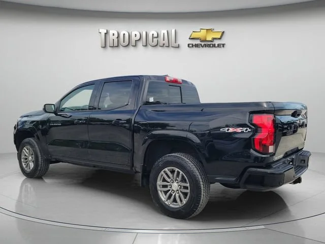 Used 2023 Black Chevrolet LT image 3