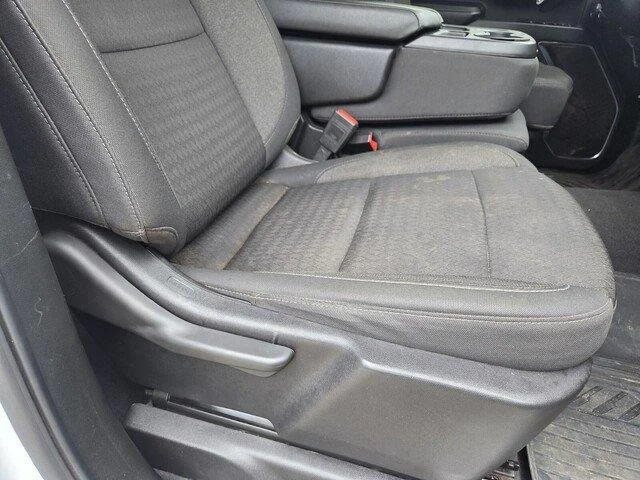 Used 2024 Summit White Chevrolet LT image 27