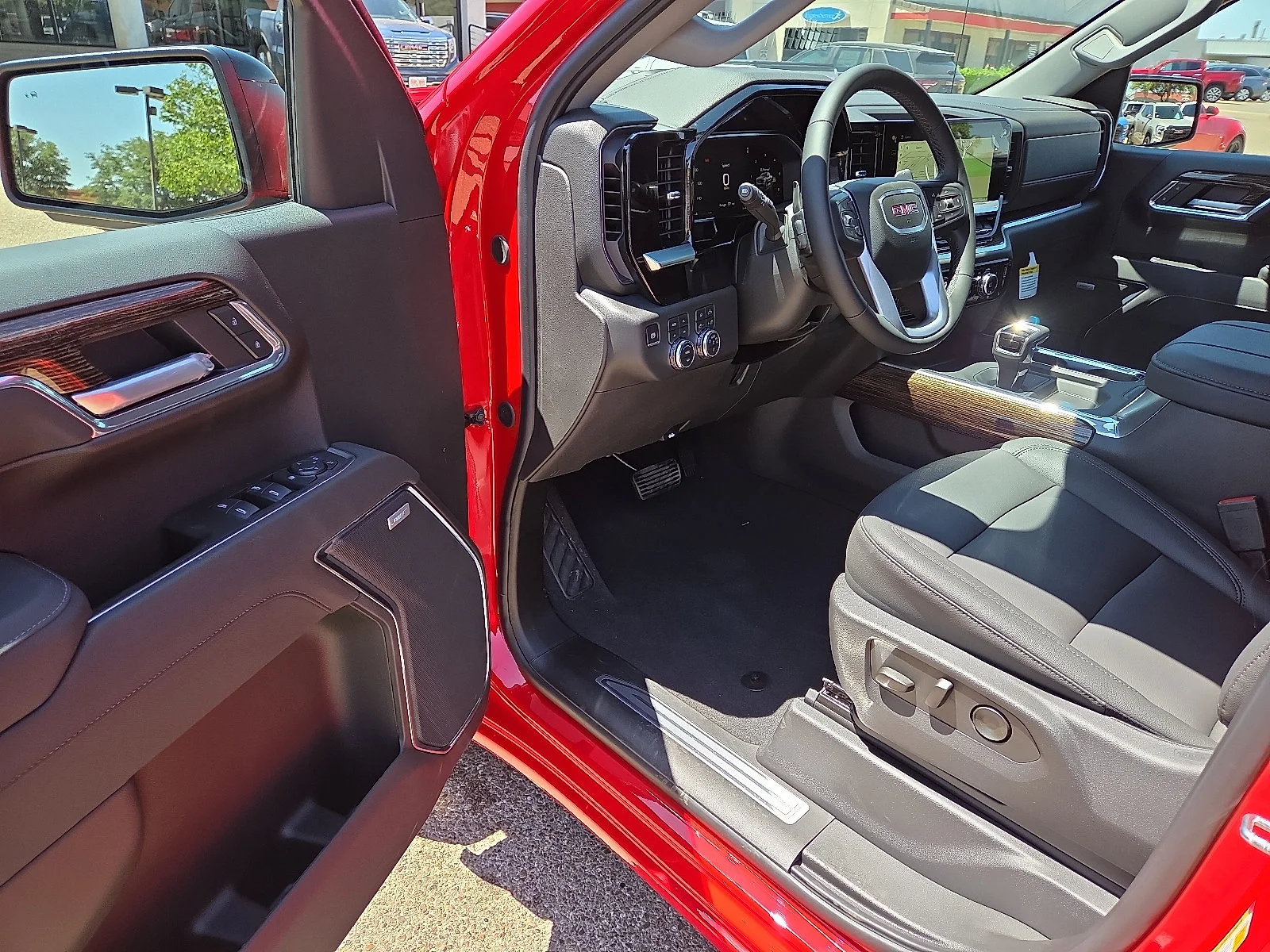 2026 GMC Sierra 1500 Elevation - Photo 12