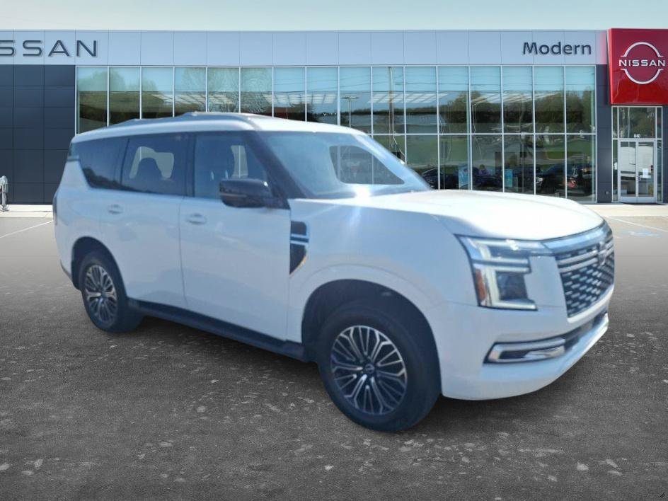 Used 2025 Aspen White Tricoat Nissan SL image 3