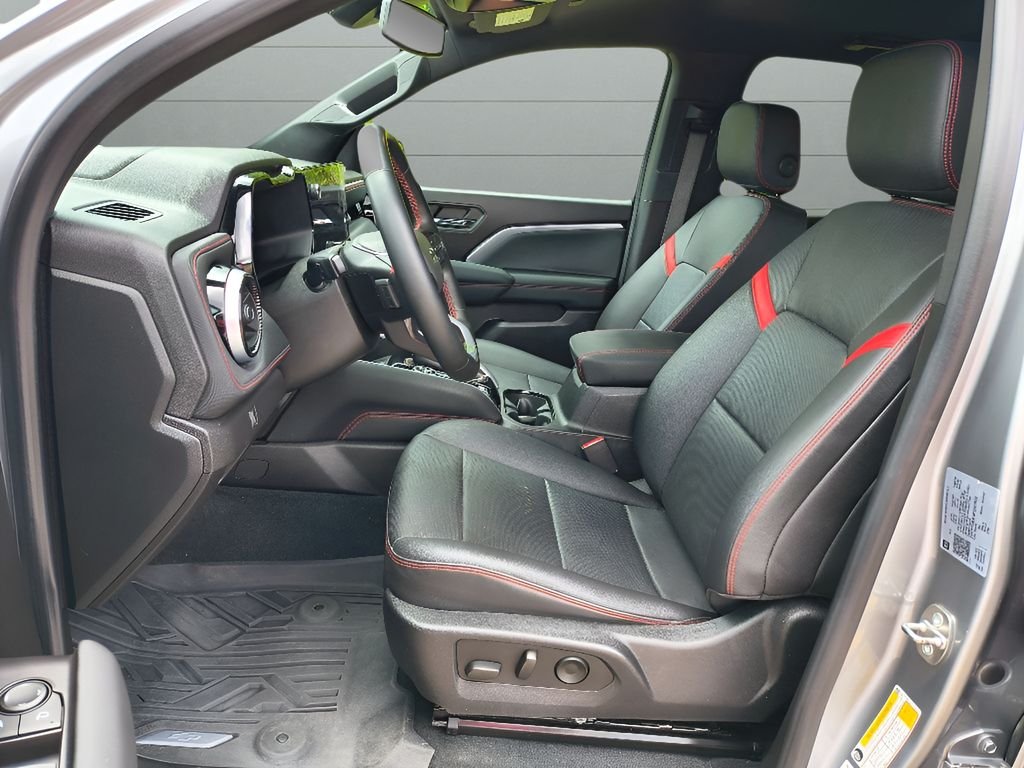 2023 Chevrolet Colorado Z71 - Photo 12