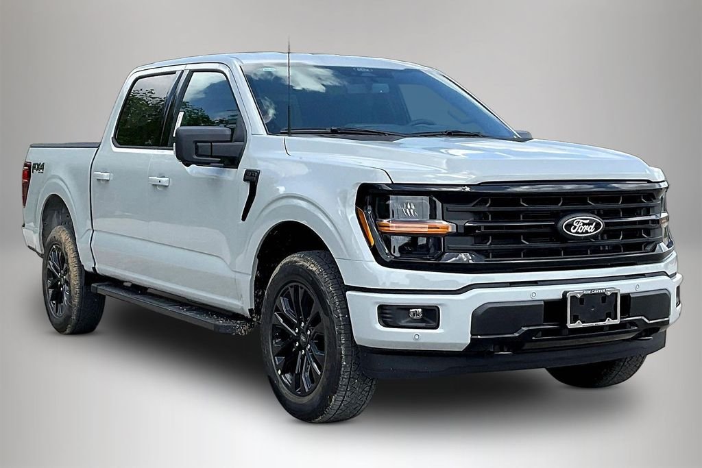 New 2026 Ford F-150 XLT 4D SuperCrew