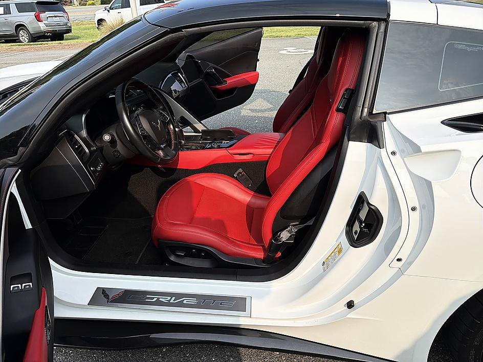 Used 2015 Arctic White Chevrolet Z51 2LT image 13