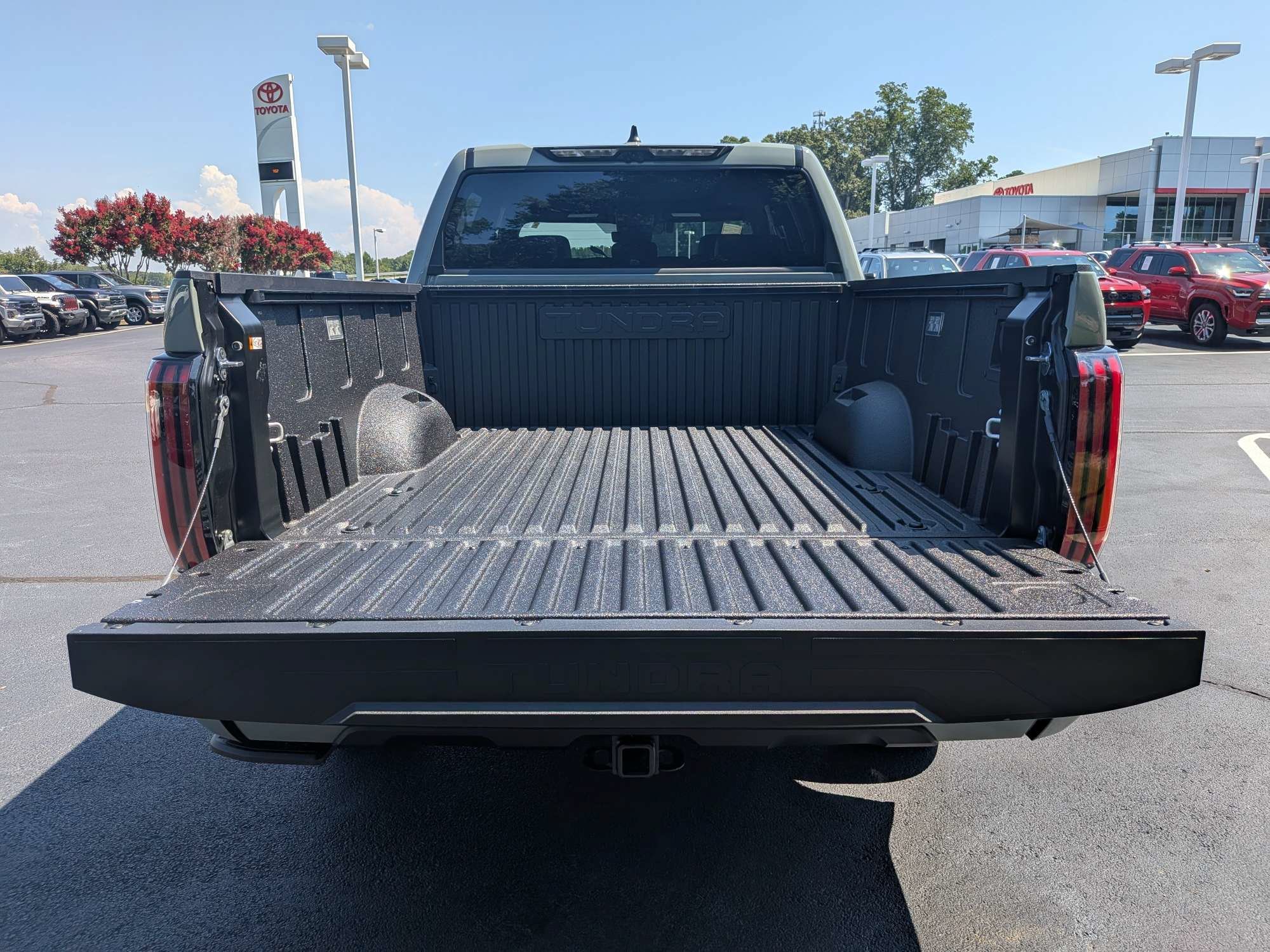 2026 Toyota Tundra Platinum - Photo 11