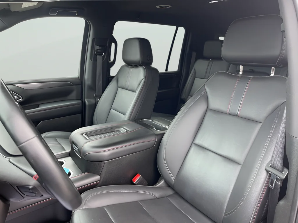 2023 Chevrolet Suburban RST - Photo 14