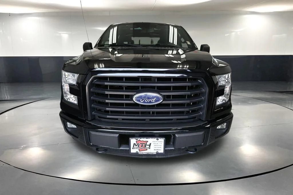 Used 2016 Black Ford XLT image 13