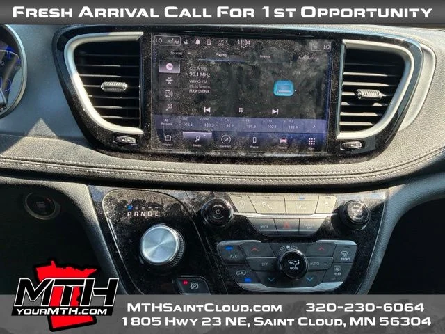 Used 2023 Black Chrysler Touring image 13