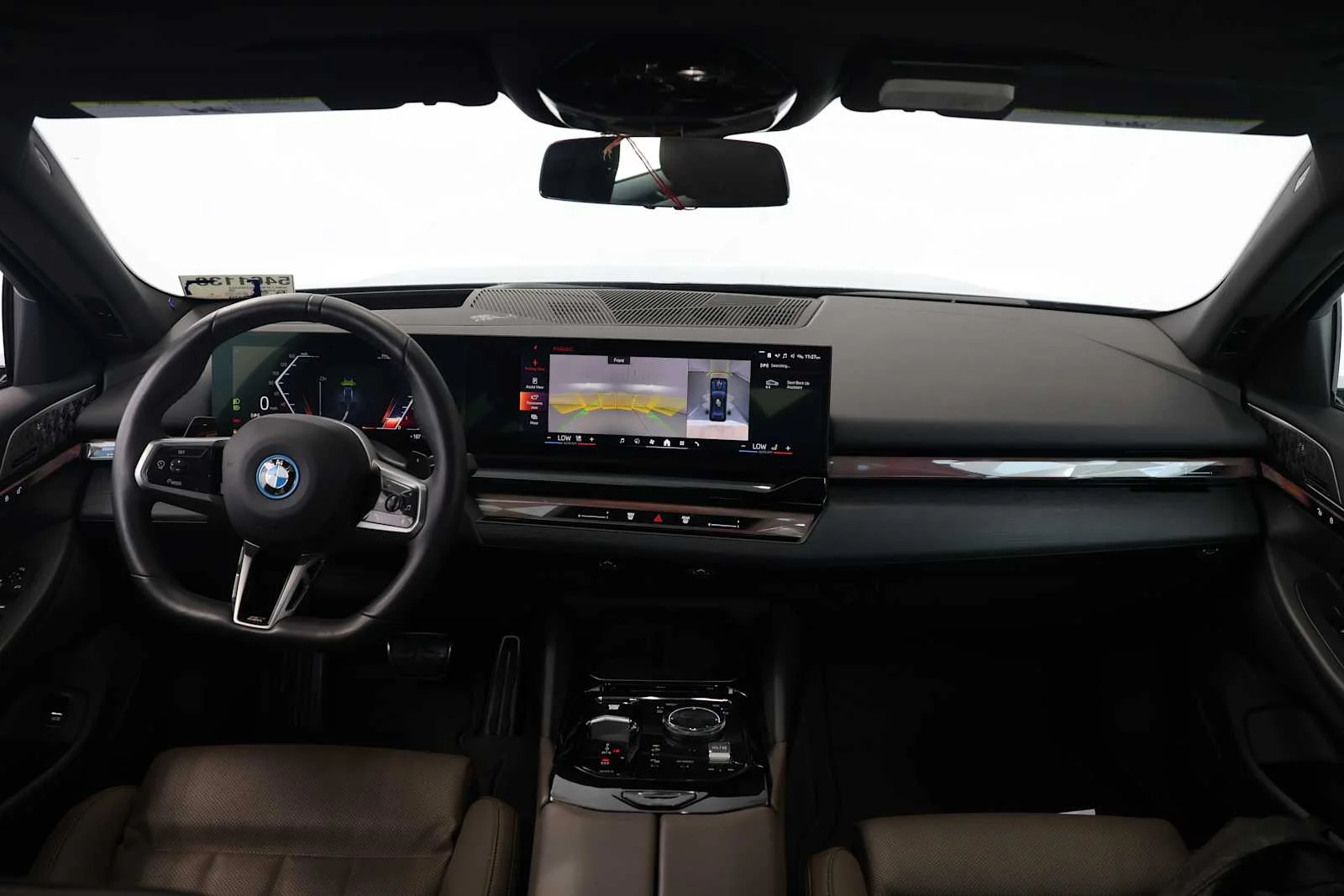 Certified Used 2025 Phytonic Blue Metallic BMW 550e xDrive image 22