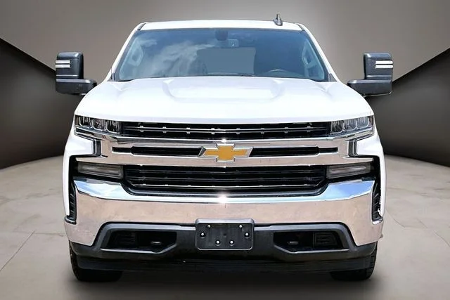 Used 2020 White Chevrolet LT image 3