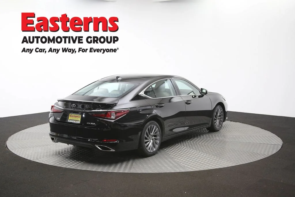 Used 2020 Black Lexus 350 Luxury image 44