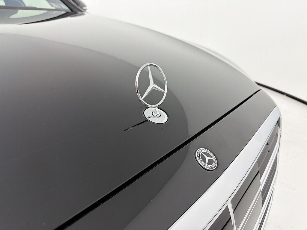 Used 2023 Black Mercedes-Benz S 580 4MATIC® Sedan image 34