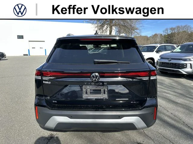 New 2026 Black Volkswagen 2.0T SE image 4