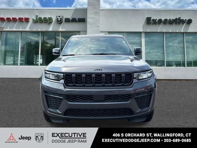 New 2026 Baltic Gray Metallic Clear-Coat Exterior Paint Jeep Altitude image 6