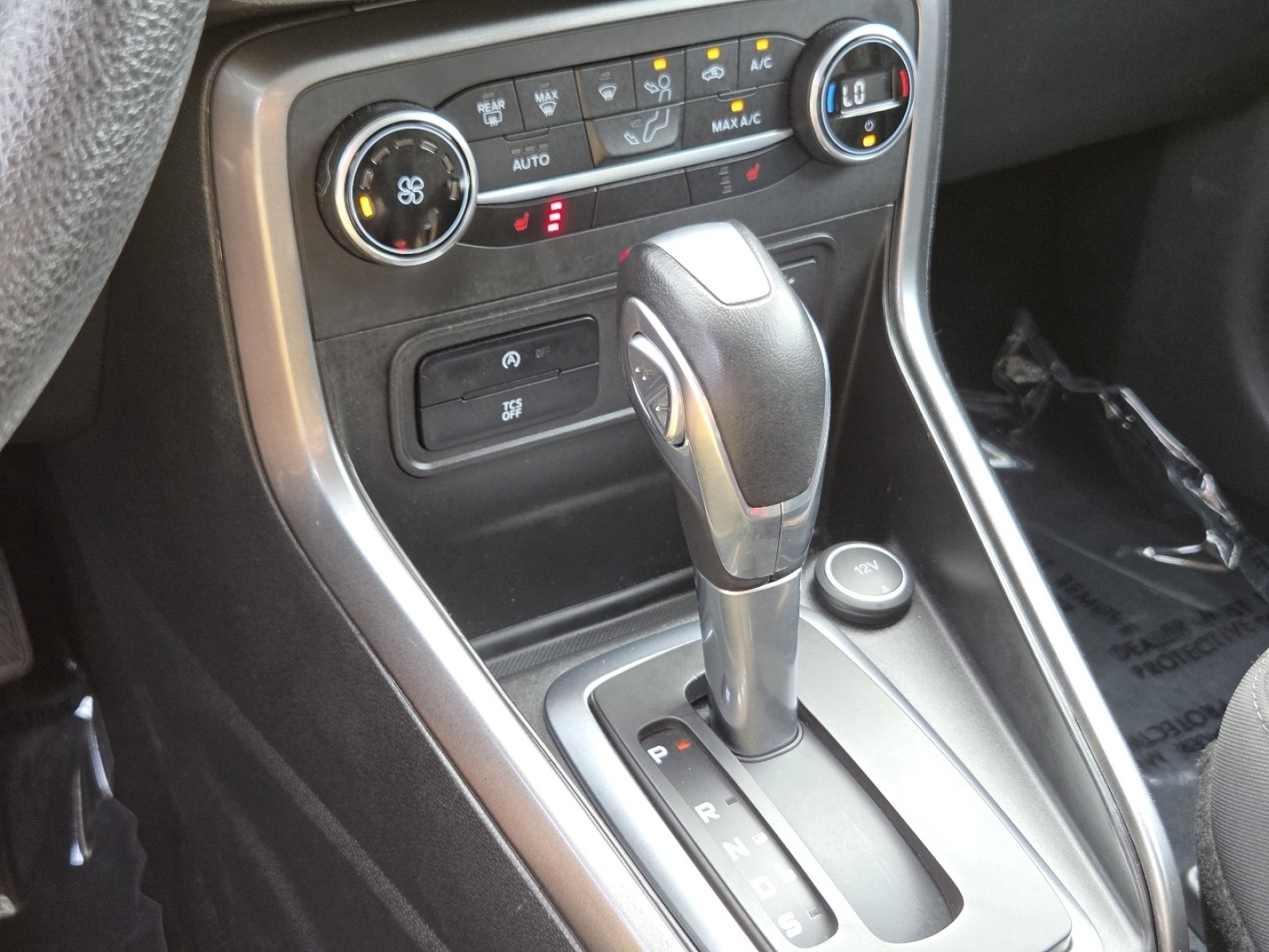 Used 2022 Blue Metallic Ford SE image 31