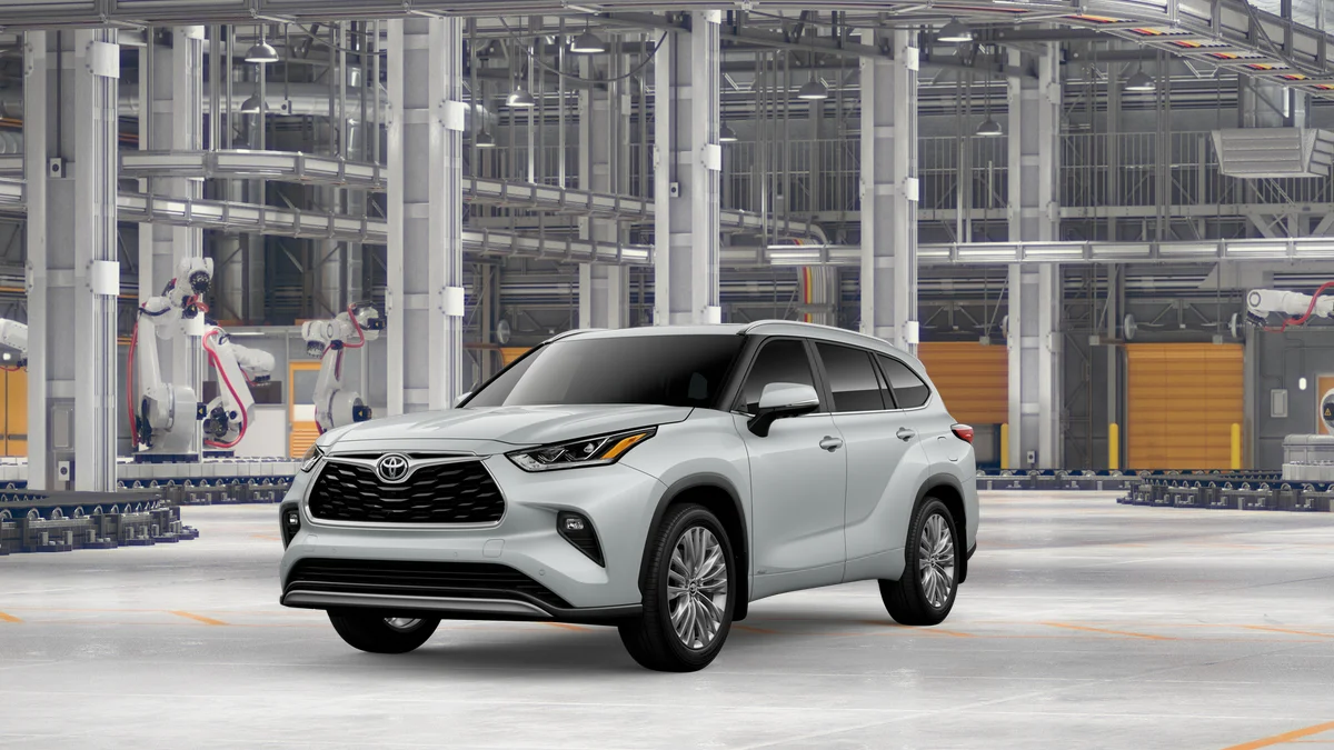White (Wind Chill Pearl) 2026 Toyota Highlander Hybrid Platinum AWD SUV / Crossover All-Wheel Drive