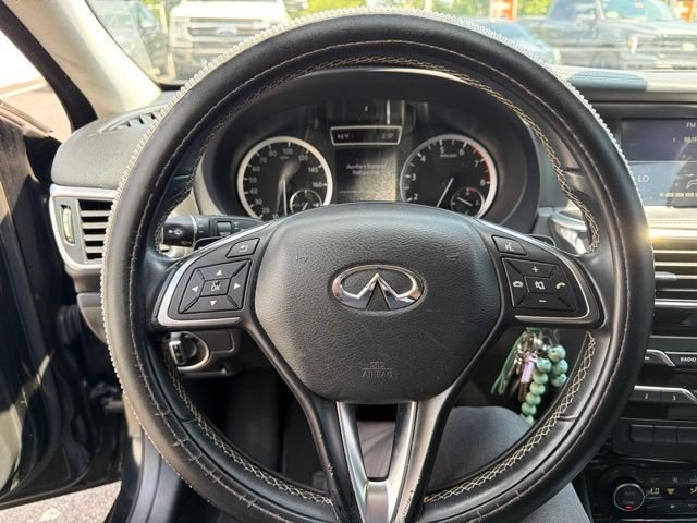 Used 2017 Black Obsidian INFINITI Base image 7