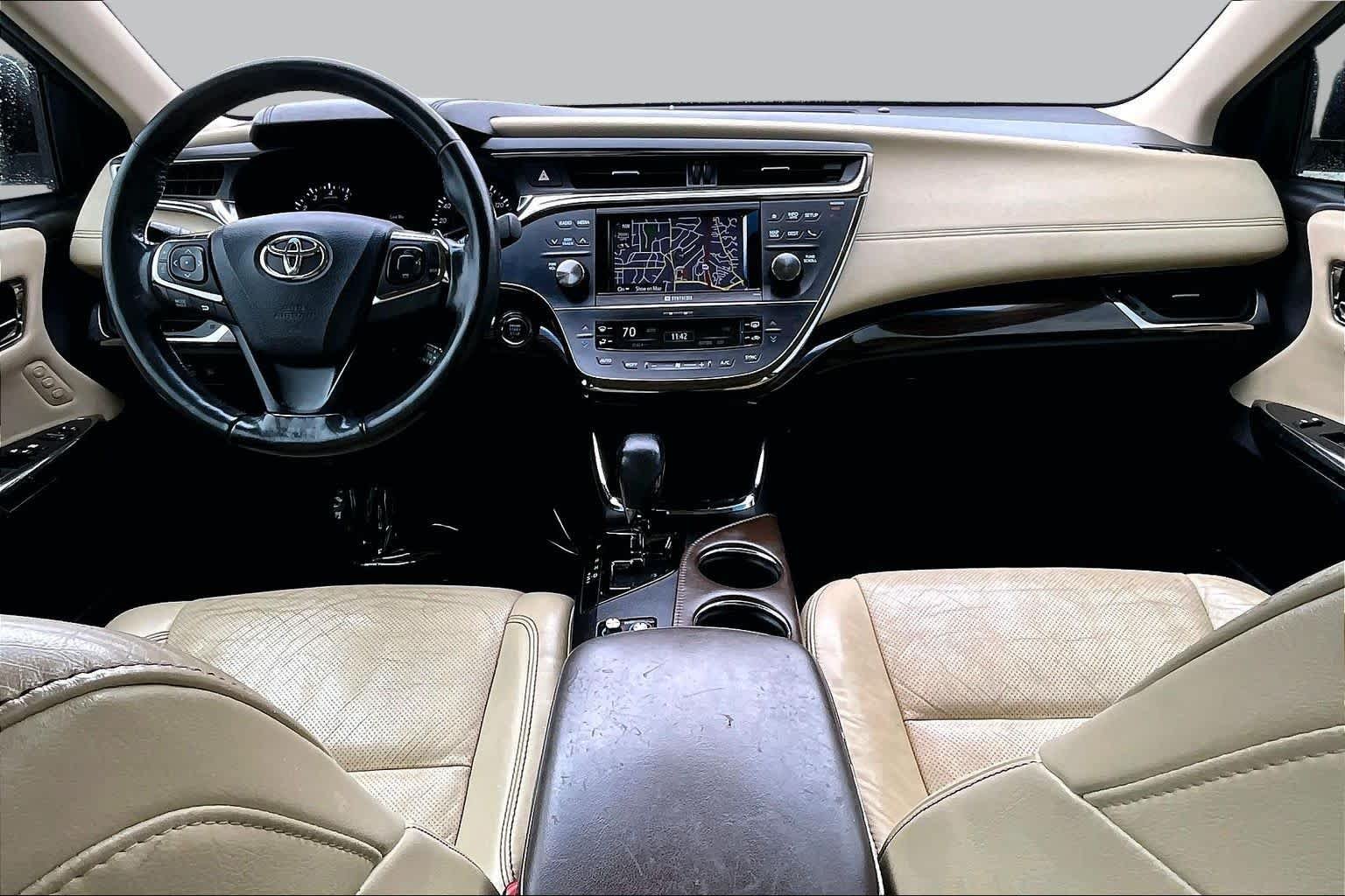 Used 2013 Blizzard Pearl Toyota Limited image 15