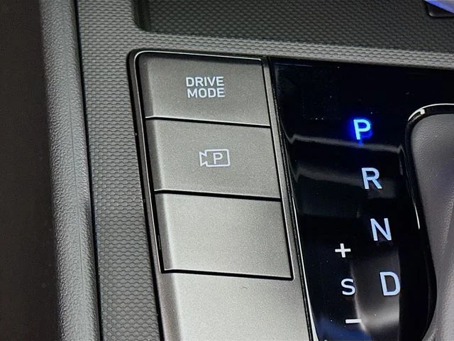 New 2026 Hyundai ELANTRA SEL Sport