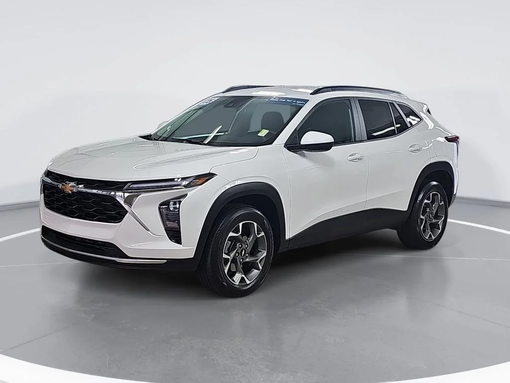Certified Used 2025 White Chevrolet LT image 9