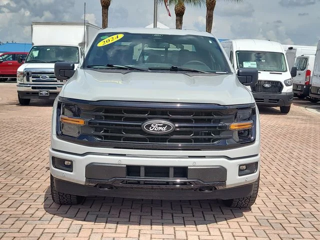 Used 2024 White Ford XLT image 2