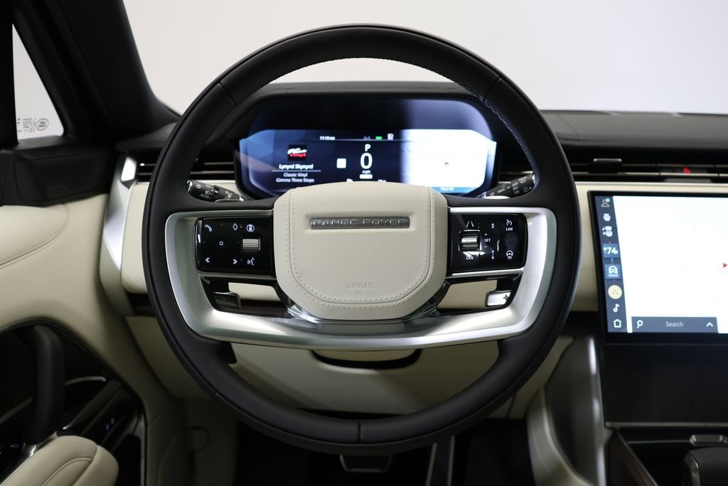 2026 Land Rover Range Rover SE - Photo 17