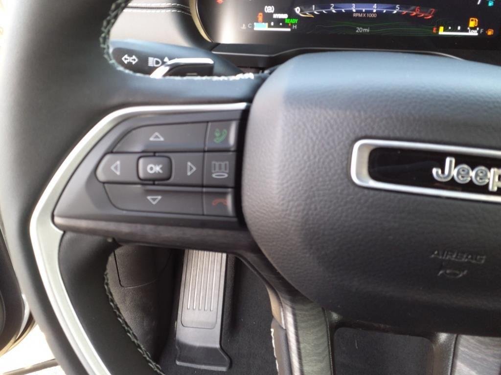 Used 2024 Silver Zynith Jeep  image 18