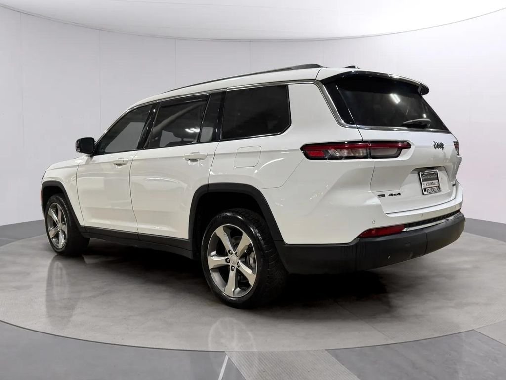 Used 2022 White/off-white Jeep Limited image 5