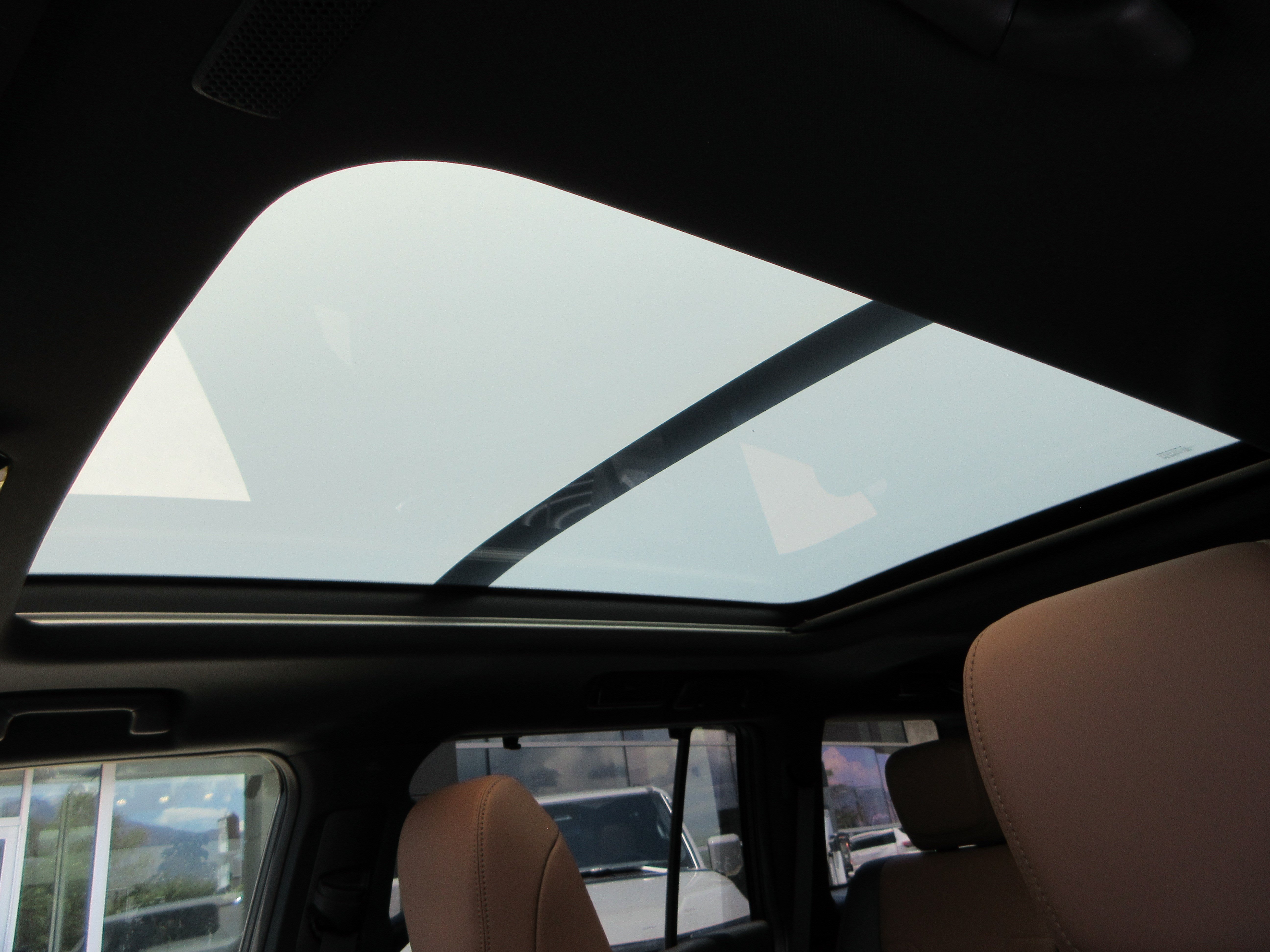 Used 2026 Caviar Lexus 550 Luxury+ image 18