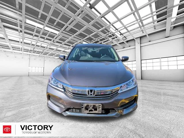 Used 2017  Honda LX image 10