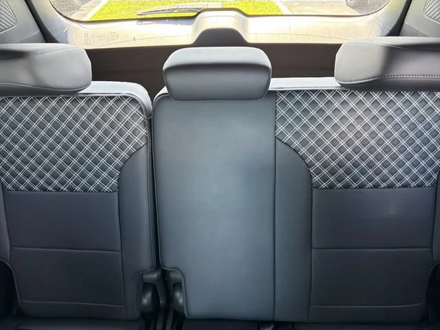 2026 GMC Acadia Denali - Photo 18