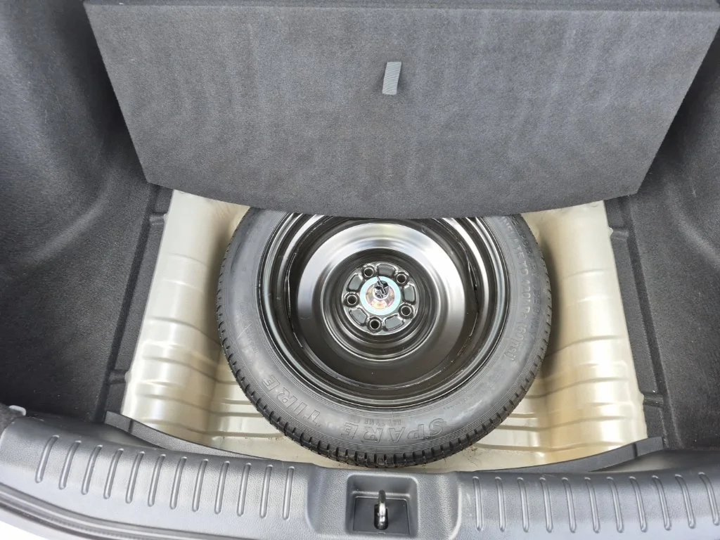 Used 2018 Silver Honda EX image 34