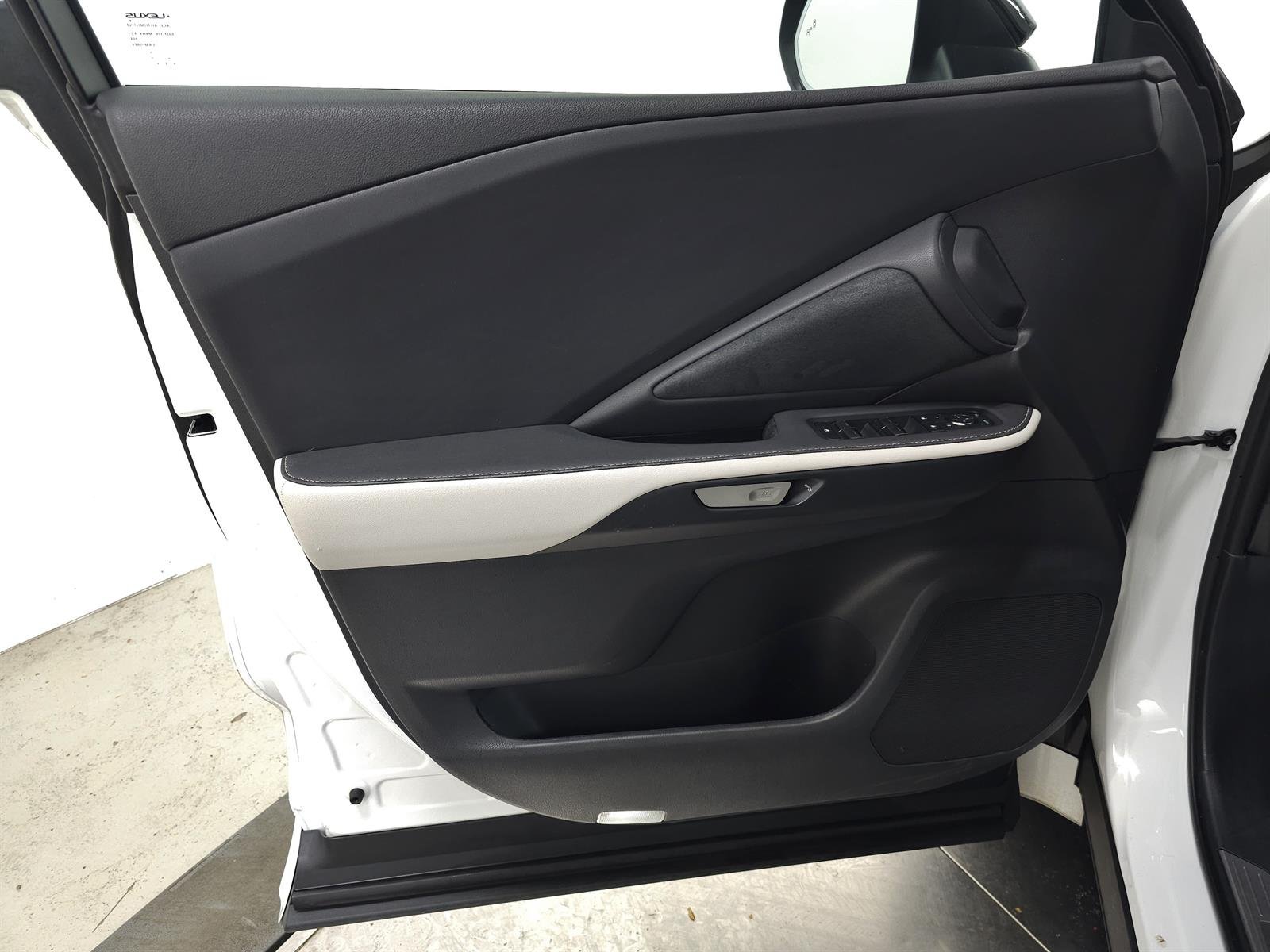 Certified Used 2024 White Lexus F SPORT PREMIUM image 17