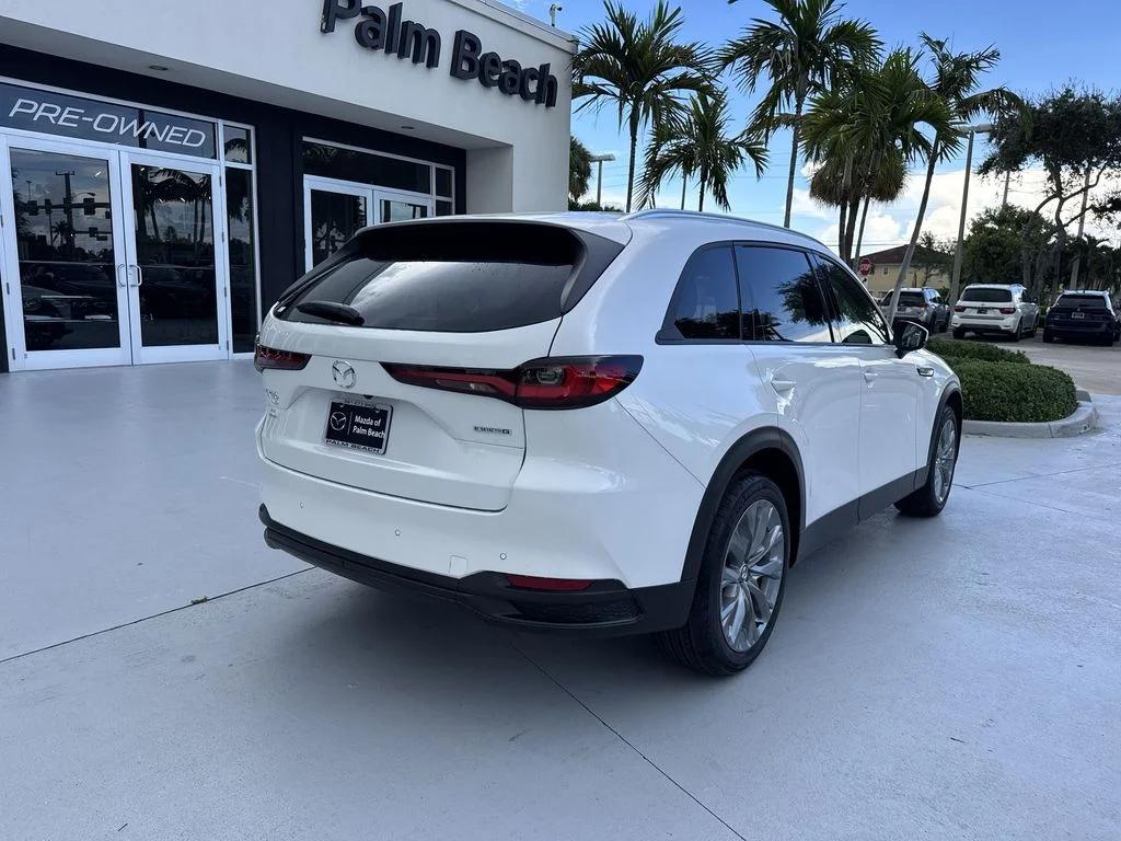 New 2026 White Mazda 3.3 Turbo Preferred AWD image 3