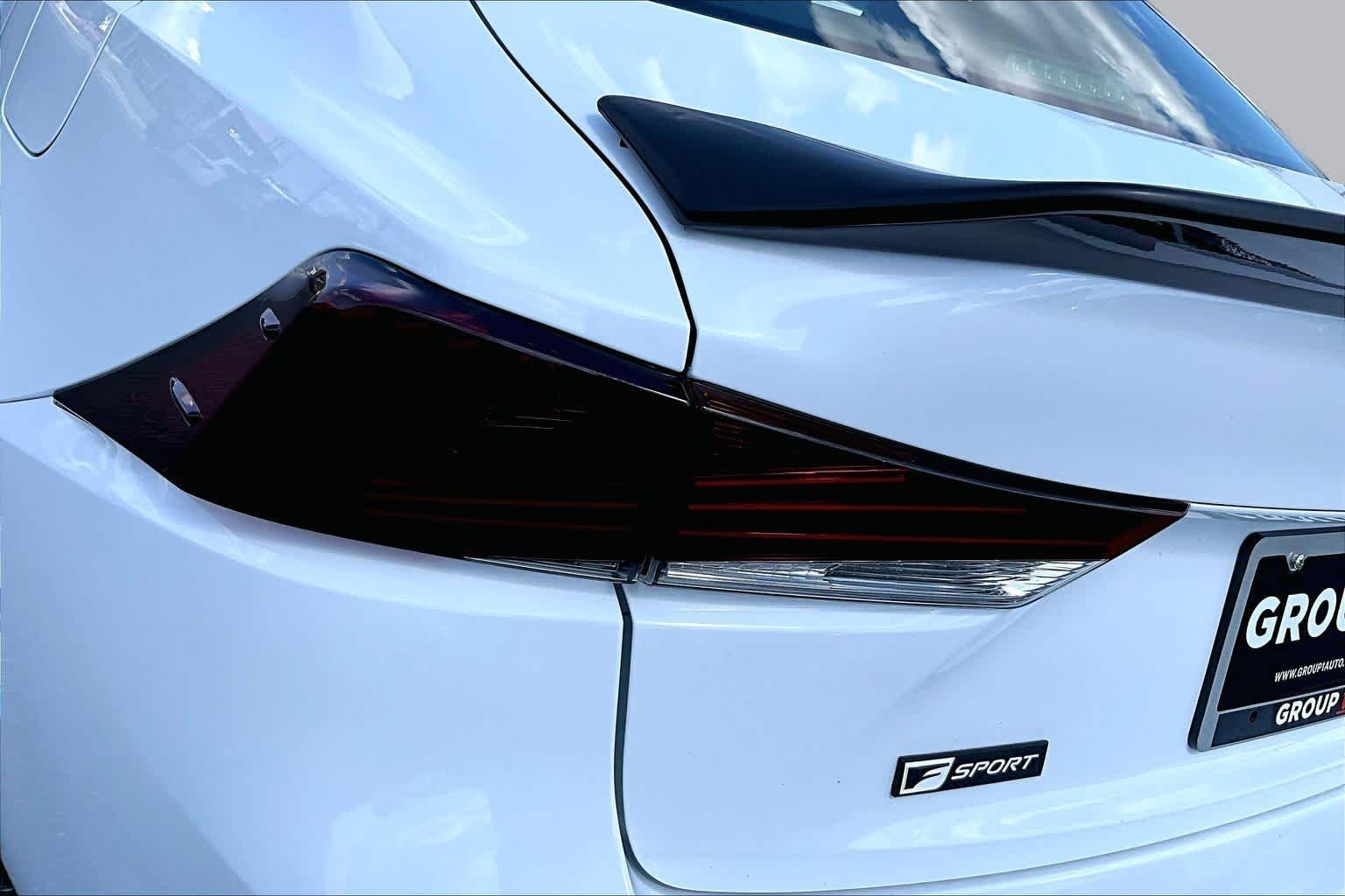 Used 2020 Ultra White Lexus F SPORT image 29