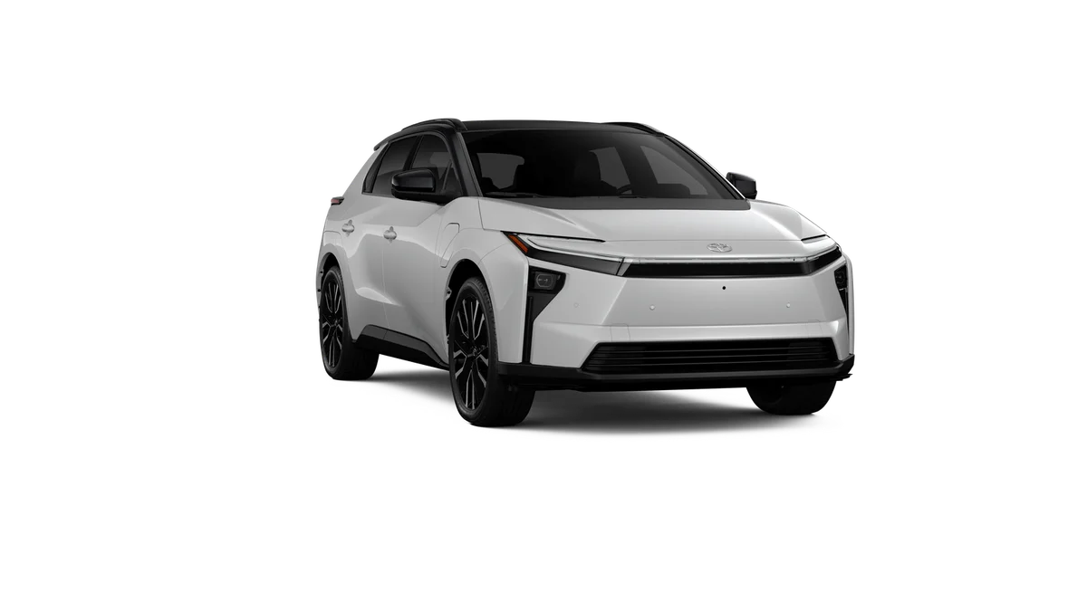 New 2026 Wind Chill Pearl with Midnight Black Metallic roof Toyota Limited image 17