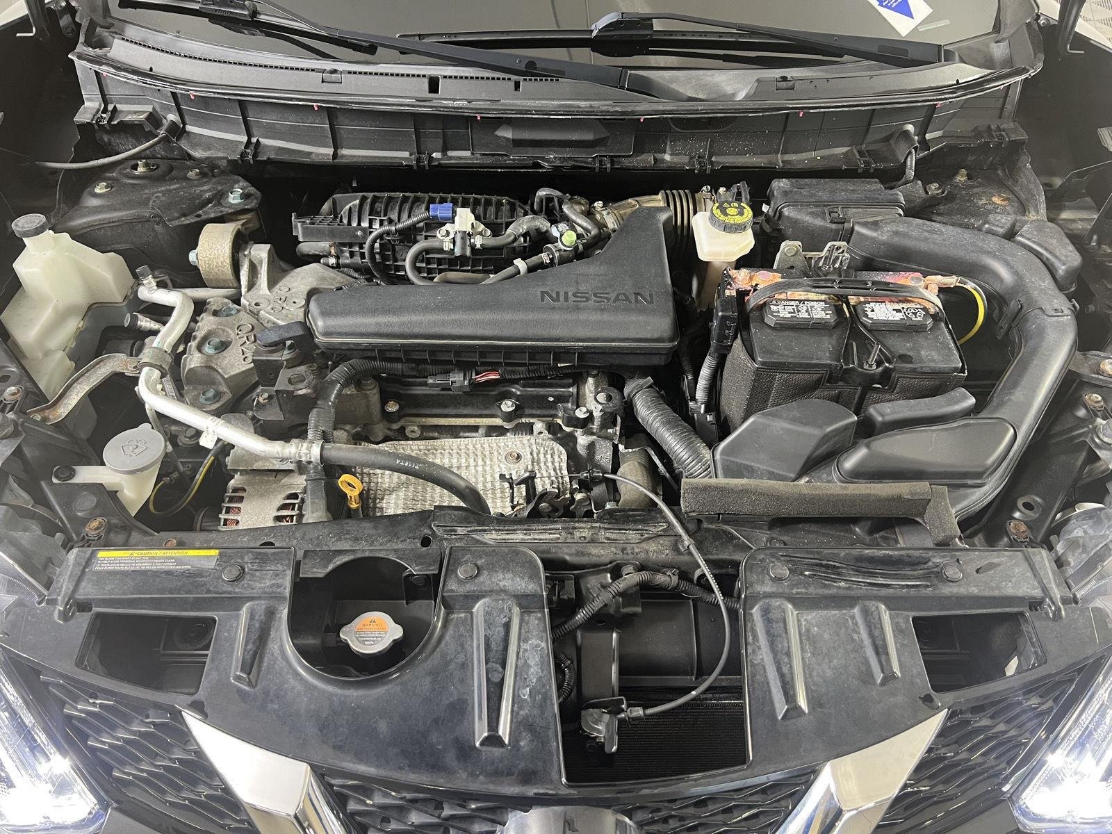 Used 2016 Magnetic Black Nissan SV image 23