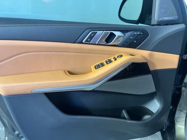 Certified Used 2026 Green BMW xDrive40i image 17
