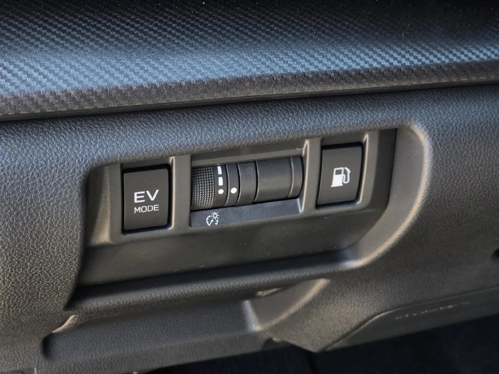 New 2026 MAGNETITE GRAY PEARL Subaru Limited Hybrid image 14