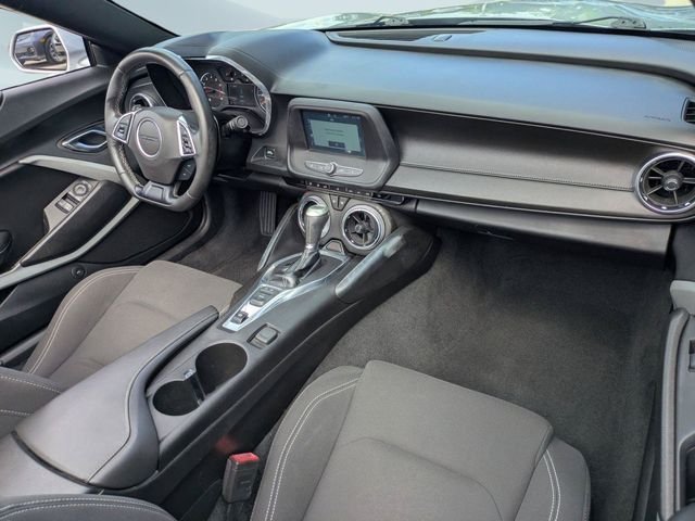 Used 2018 Silver Chevrolet 1LT image 16