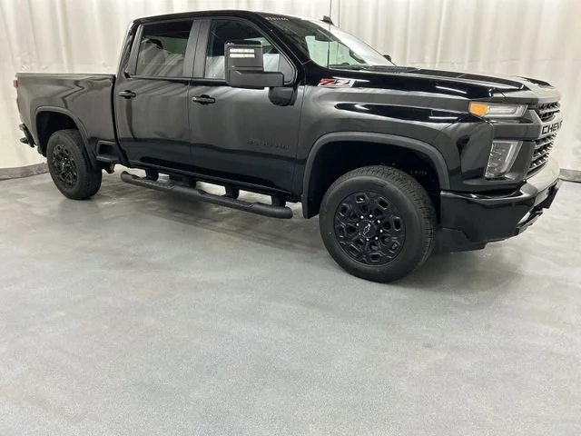 2023 Chevrolet Silverado HD LT 4WD Crew Cab Long Box's photo
