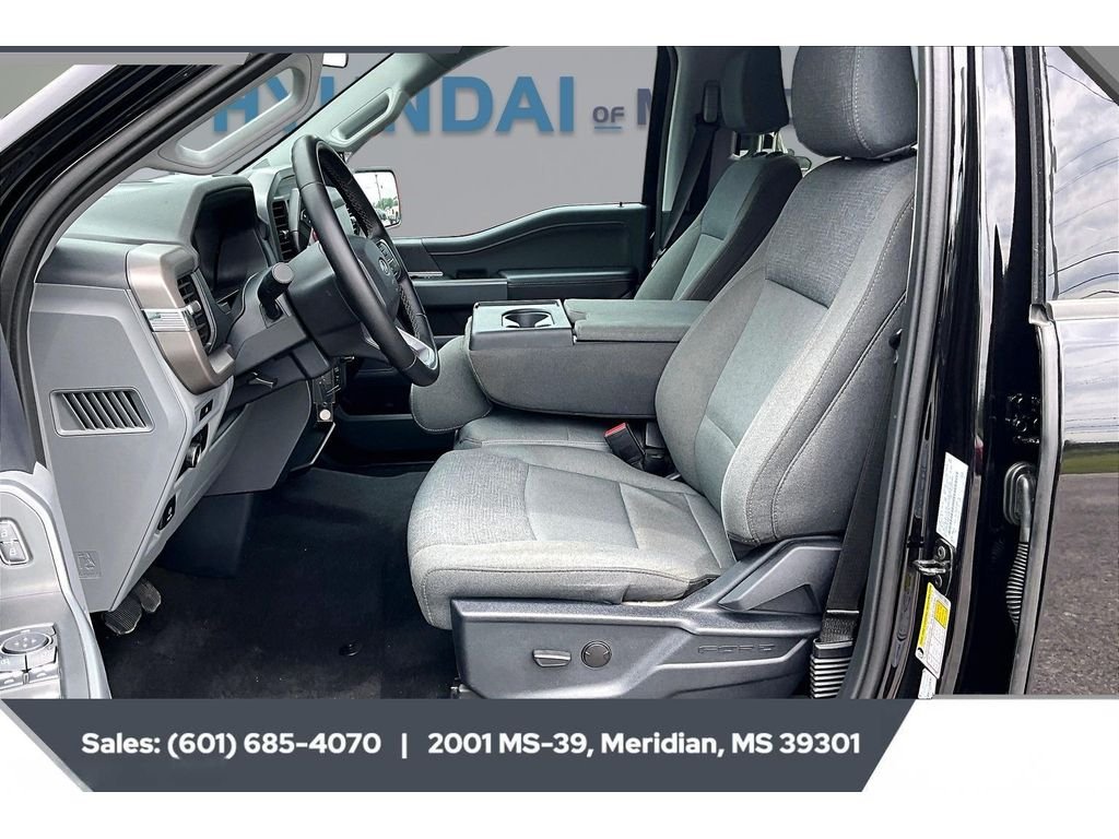2025 Ford F-150 XLT - Photo 18