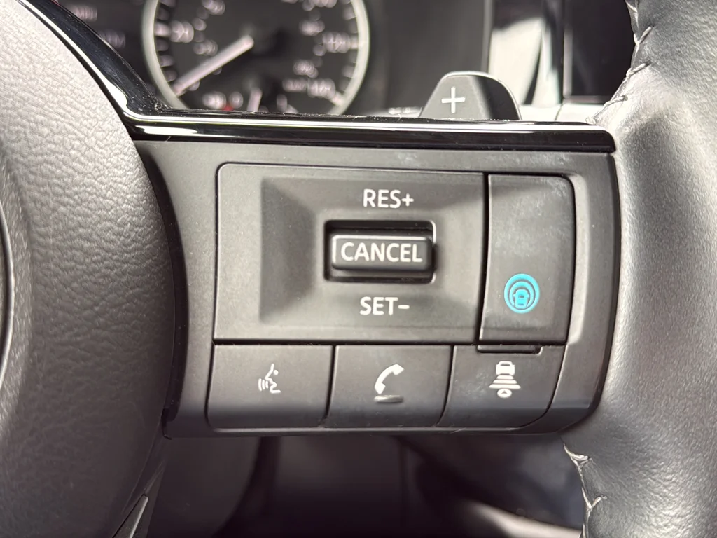 Used 2023 Black Nissan SL image 14