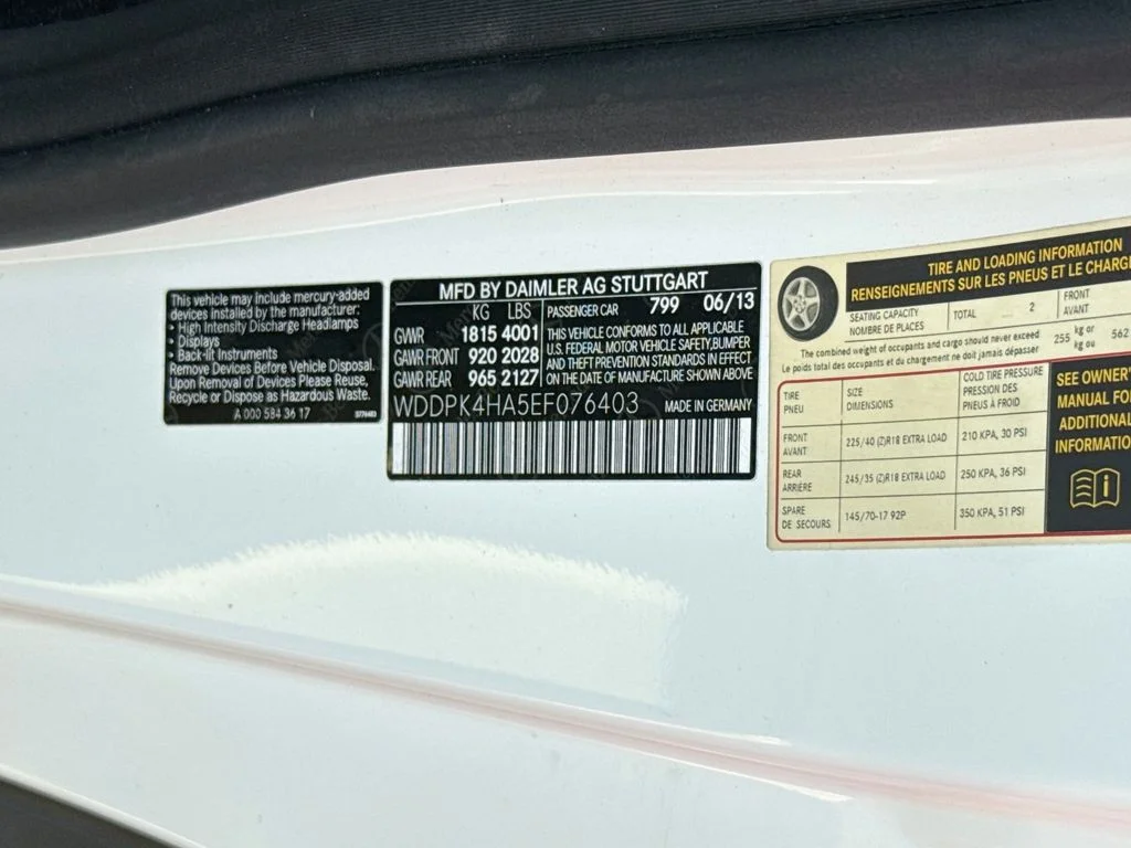 Used 2014  Mercedes-Benz SLK 250 image 32