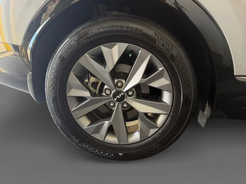 Used 2025 Gray Kia SX image 11