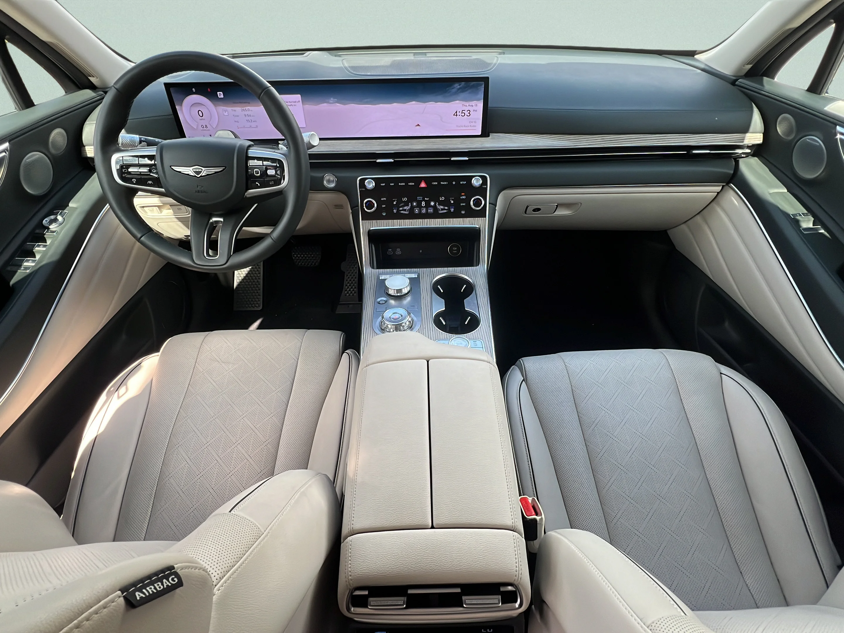 Used 2025 Savile Silver Genesis 2.5T Prestige image 11
