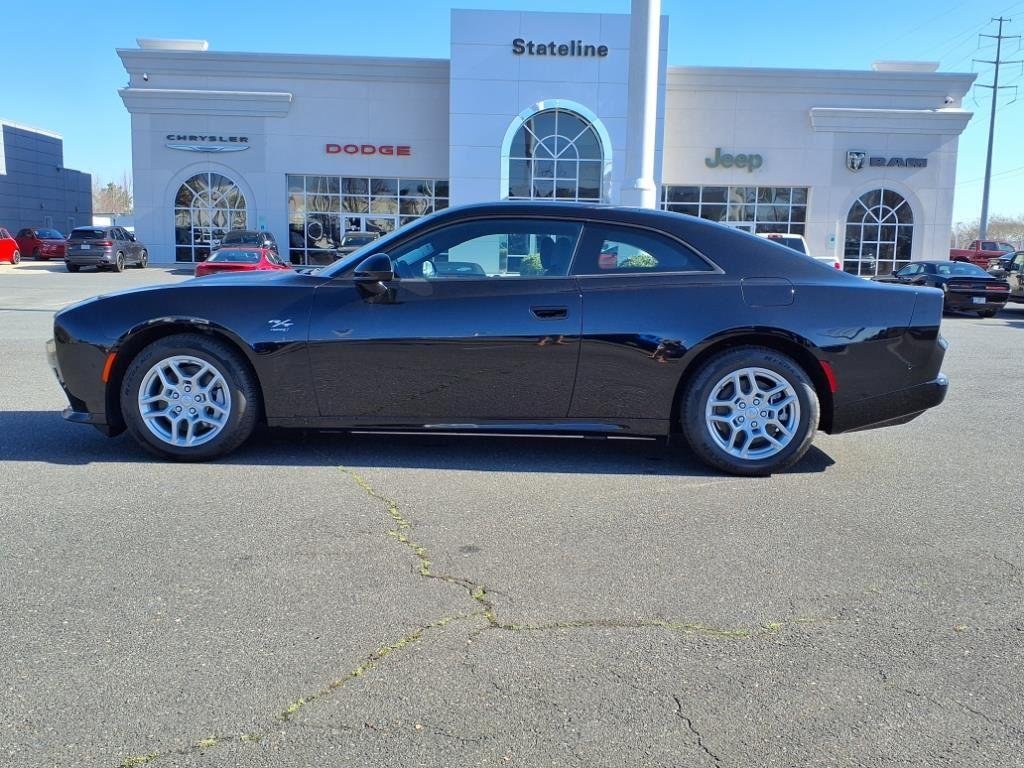 New 2025 Diamond Black Crystal Pearlcoat Dodge R/T image 16