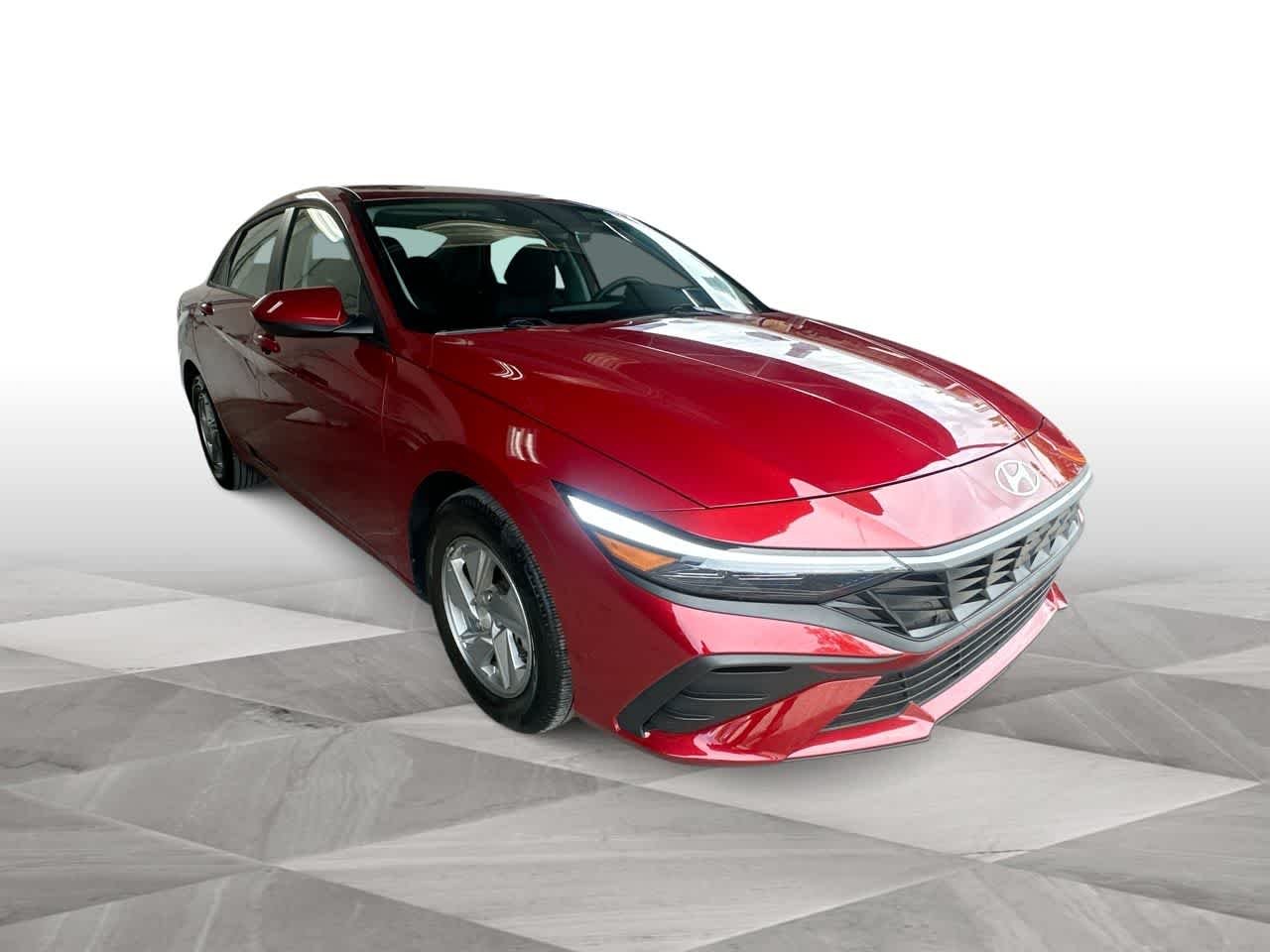 Certified Used 2025 Ultimate Red Hyundai SE image 2